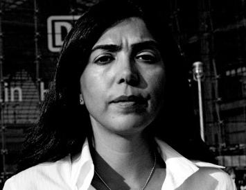 Haç İçin Özür, Ya Başörtüsü...