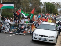 Gösterilerin İlk Durağı Yunanistan