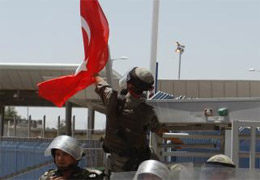 "Türkiye’den İdlib Sınırına Duvar"