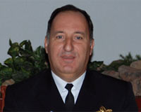 Tümamiral'in ezan rahatsızlığı