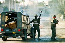 Siyonistler Kana Doymuyor