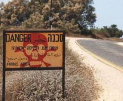 İsrail Askerlerine Böcekler Saldırdı