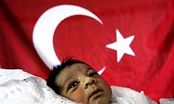 Heniyye"nin, Erdoğan"ı Büyüyor