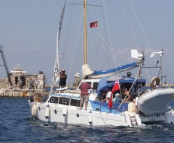 İsrail'den yardım teknesine elektroşok!