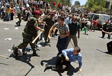 Avusturya'da Türkler ve Çeçenler Çatıştı: 6 Türk Yaralı