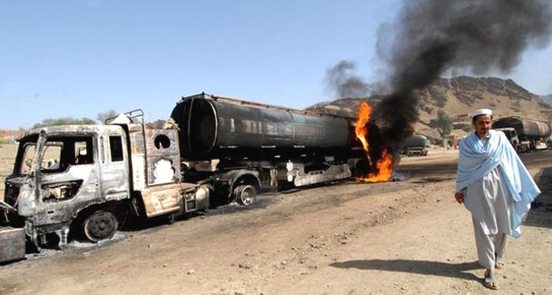 Pakistan NATO Güzergahını Açtı