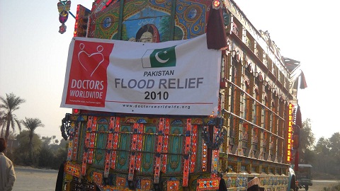 Yeryüzü Doktorları'ndan Pakistana Yardım