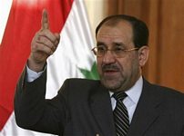 Maliki Kerkük'e asker yığıyor