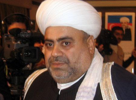 Şükür Paşazade'den 'Örtü' Açıklaması