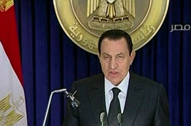 Hüsnü,'Mübarek' Halkı Tehdit Etti