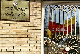 Azerbaycan'da Hicap Yasağına Protetso