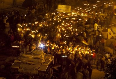 Tahrir'de Şehidleri Anma Yürüyüşü-FOTO