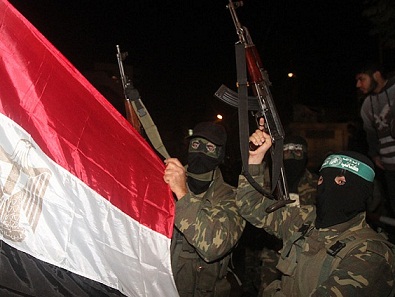 Mısır Devrim Gençleri: Silaha İzin Verin