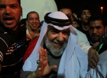 Bahreynli Lider Döndü-FOTO