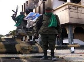 Libya' da Sokak Çatışmaları Başladı