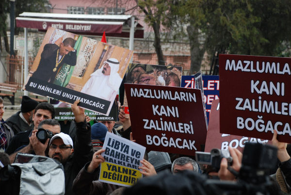 Türkiye'den Diktatörlere Uyarı-FOTO