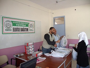 İHH' dan Seydişehir İHL Öğrencilerine Destek.