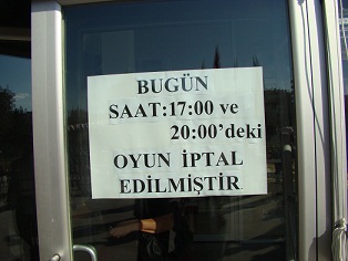 İsrailli Tiyatrocular Antalya'yı Terk Etti