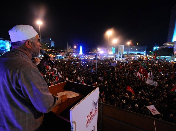 Raid Salah, Taksim'de Konuştu-FOTO