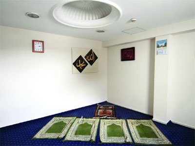 Dindarlık İn Ya!