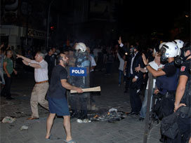 Zeytinburnu'nda Provokatif Gece-VİDEO