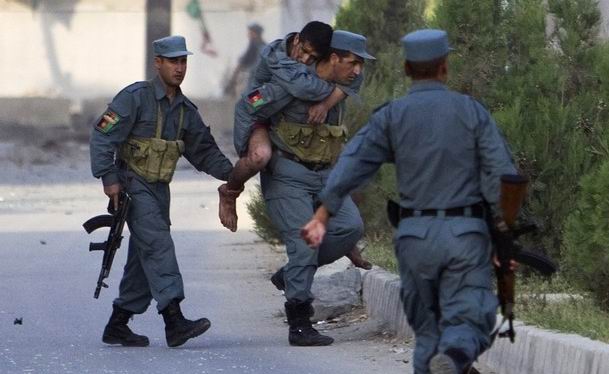 İngiltere Sarsıldı: 8 ÖLÜ