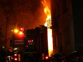 Sultangazi'de Yangın: 7 ÖLÜ