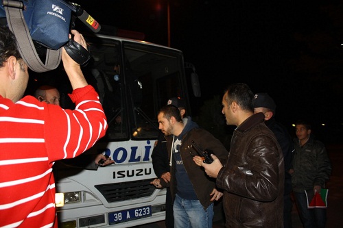 Kayseri'de Çok Sayıda Tutuklama-FOTO