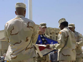 Amerikan'ın Son Bayrağı da İndiriliyor