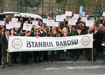 İstanbul Barosu Provokasyon Peşinde !