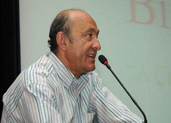 Yasakçı Hocaya Suç Duyurusu