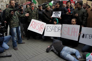 Rusya, İstanbul'da Protesto Edildi(FOTO)