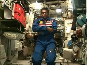 Uzay'da Namaz (VİDEO)