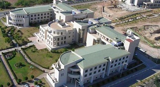 Mersin Üniversitesi'nde Mescid Problemi