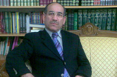 "Hocalar ve Başörtülüleri Fişle"