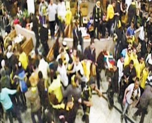 "Araplara Ölüm' Sloganları Attılar"