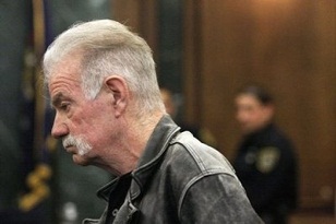 Papaz'dan Kur'an'a Hakaret