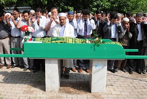 Atilla Kavdır Vefat Etti(FOTO)