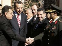 Erdoğan, Lübnan'daki Türk birliğinde