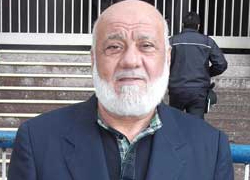 Sakalları Yolundu, Dayak Yedi