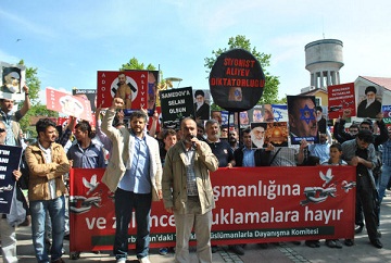 Aliyev Protesto Edildi(FOTO)
