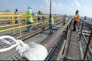 BAE'den Hürmüz'e Alternatif !