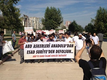 İncirlik Üssü'nde Eylem(FOTO)