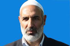 Güneş'i Sağ Elime Ay'ı Sol Elime Verseniz...