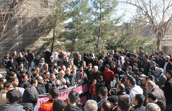 Diyarbakır'da Yarışma Protestosu