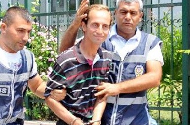 Başörtülü Öğretmen'e Saldıran Zanlı Yakalandı