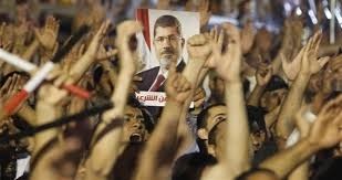 Mısır'da Gösteriler Akşam da Devam Ediyor