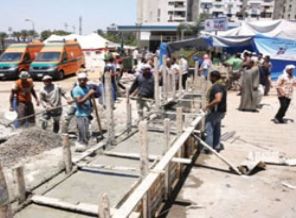 Adeviyye Silahlara Karşı Duvar Örüyor