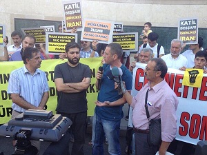 İran Konsolosluğu'nda Protesto Gösterisi(FOTO)