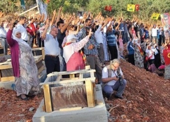 PKK'nın Sözde Mezarlığı Cephane Çıktı